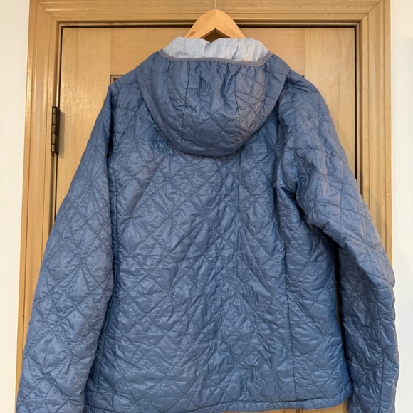 Eddie Bauer Women’s Blue Astrolite Reversible Jacket - Picture 2 of 4